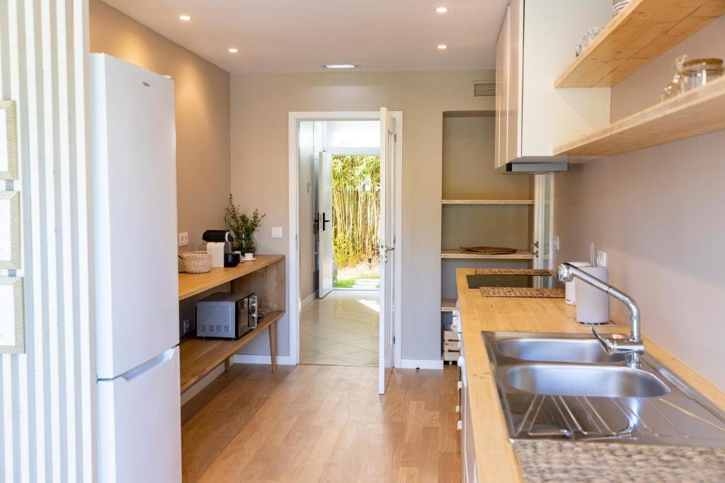 Casa dos Pinheiros 109 - Private Villa with pool & heated SPA