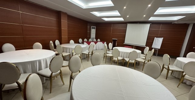 Hotel Vallée Des Princes