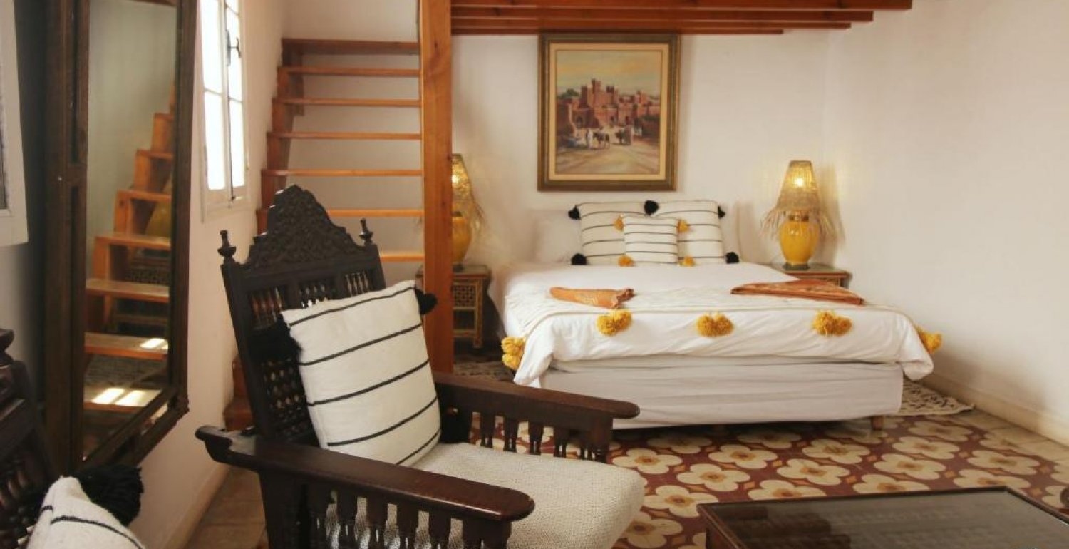Deluxe King Suite - 2