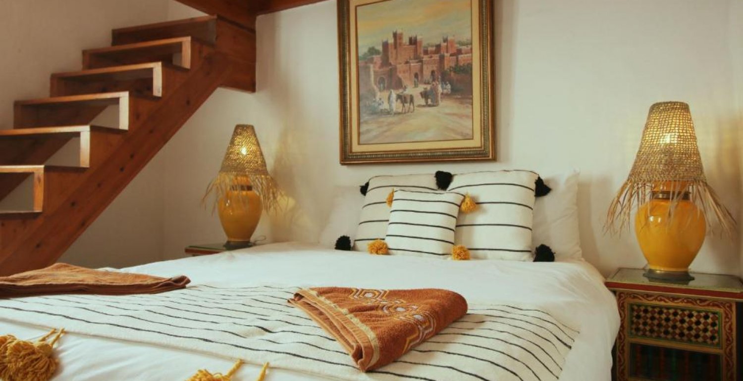 Deluxe King Suite - 17