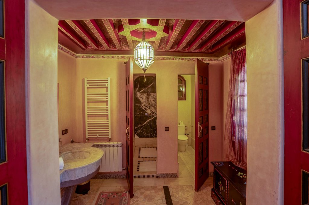 Deluxe Family Suite