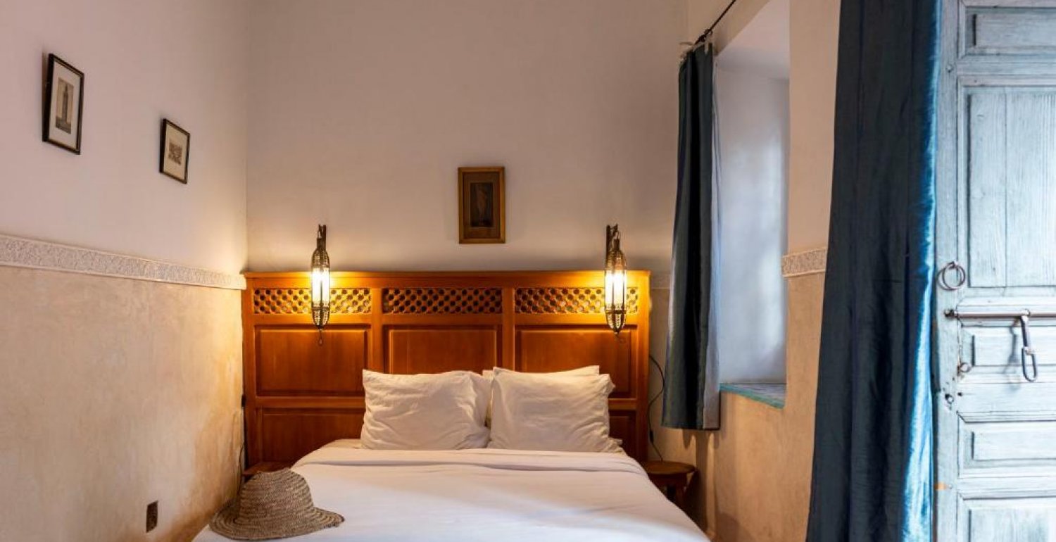 Double Room with Private Bathroom - 8