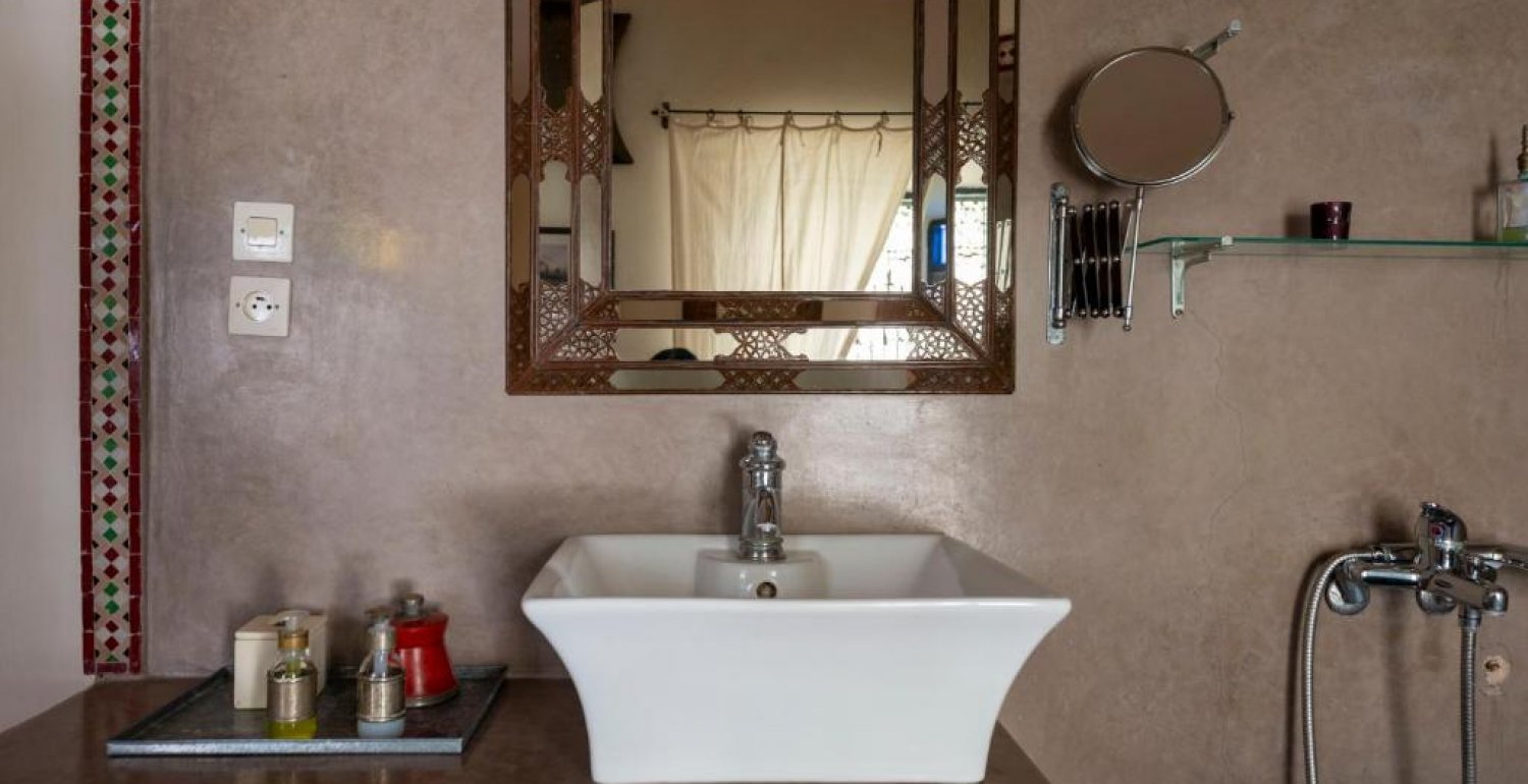 Deluxe Room - 15