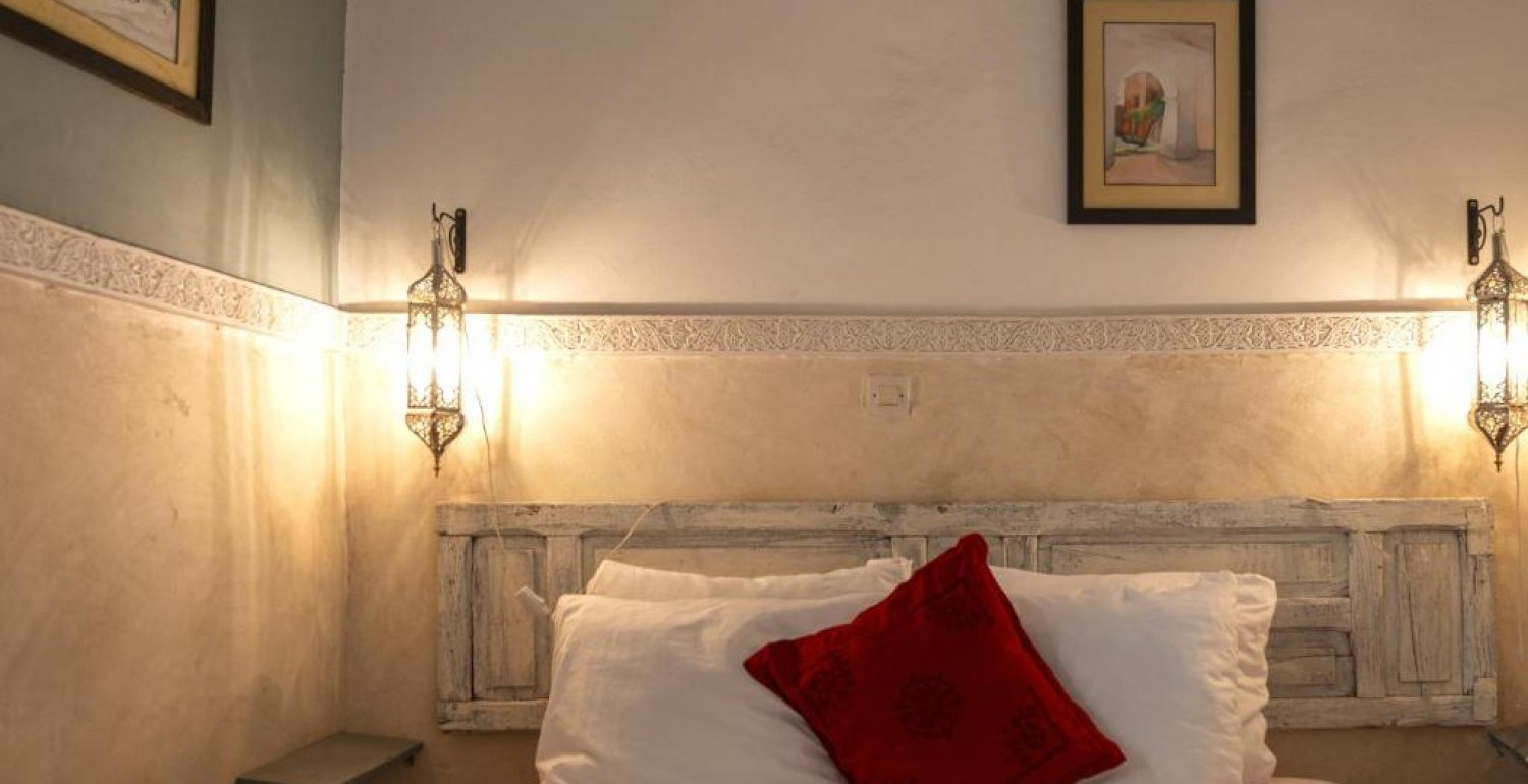 Double Room with Private Bathroom - 5
