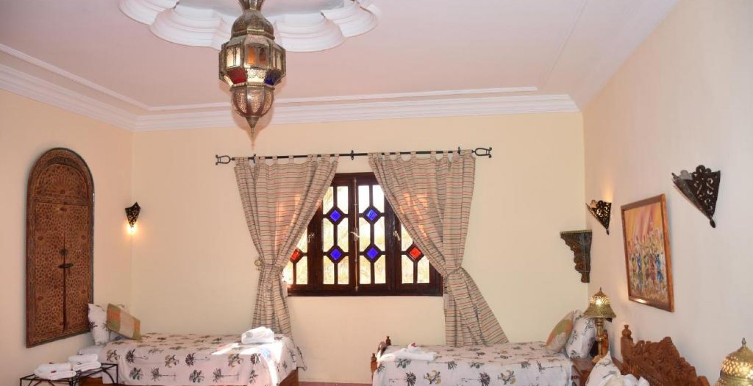Family Room with Garden View - 3
