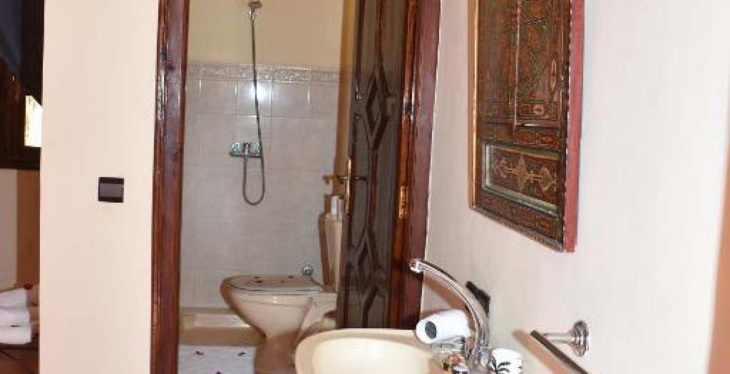 Deluxe Room - 8
