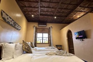 Dvoulůžkový pokoj s oddělenými postelemi a vlastní koupelnou