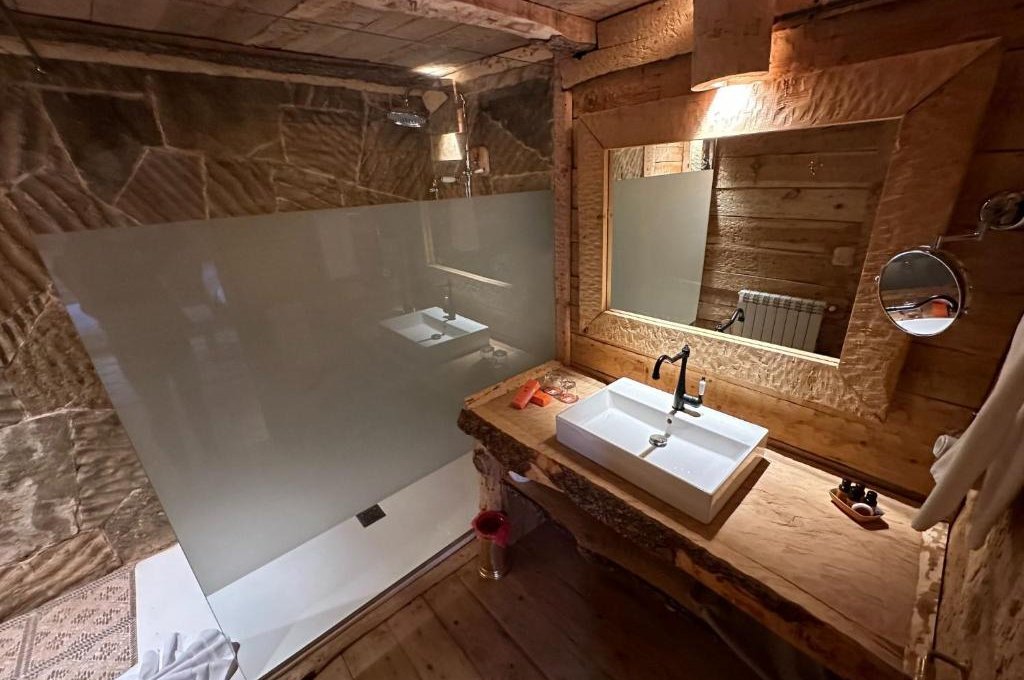Twin Room with Lake View