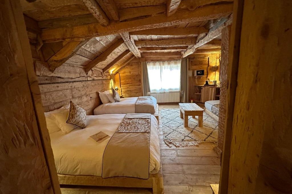 Twin Room with Lake View