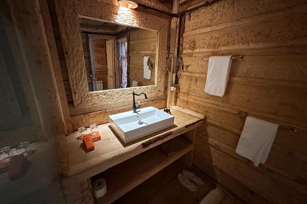 King Room with Lake View