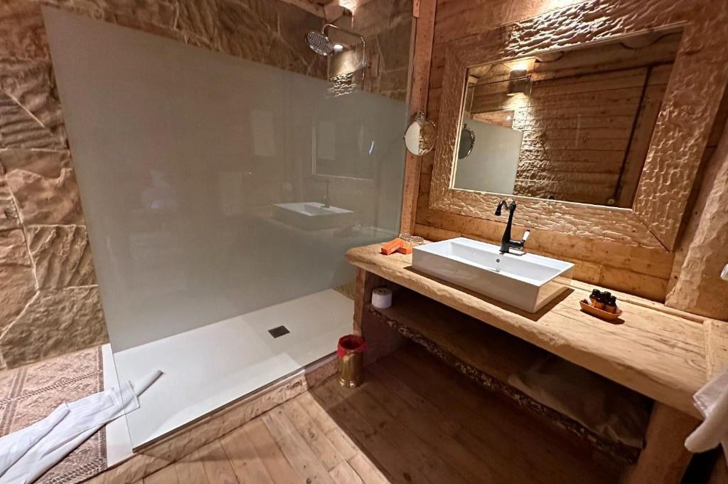 Twin Room with Lake View