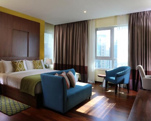 1 Bedroom, Balcony King, Downtown View, Smoking, Complimentary Transfer to Kite Beach, Dubai Mall and Metro Station