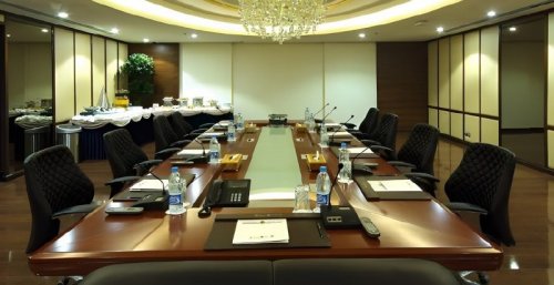 S MEETING ROOM