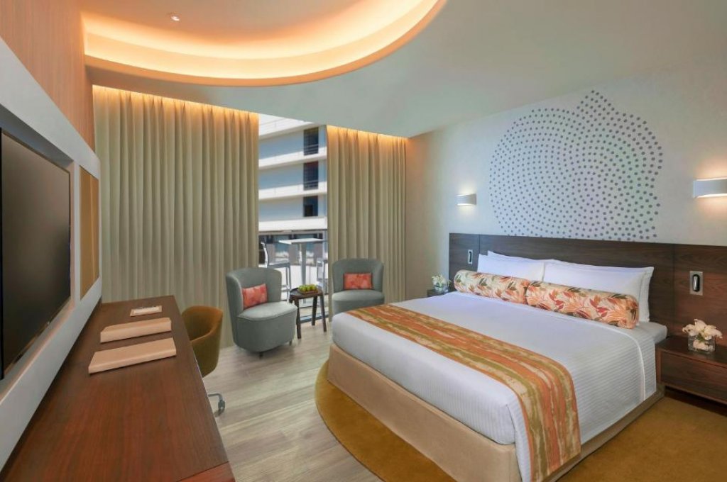 Deluxe Room with Balcony