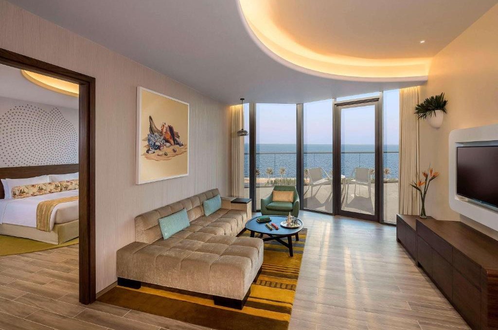 Deluxe Room with Balcony and Partial Sea View