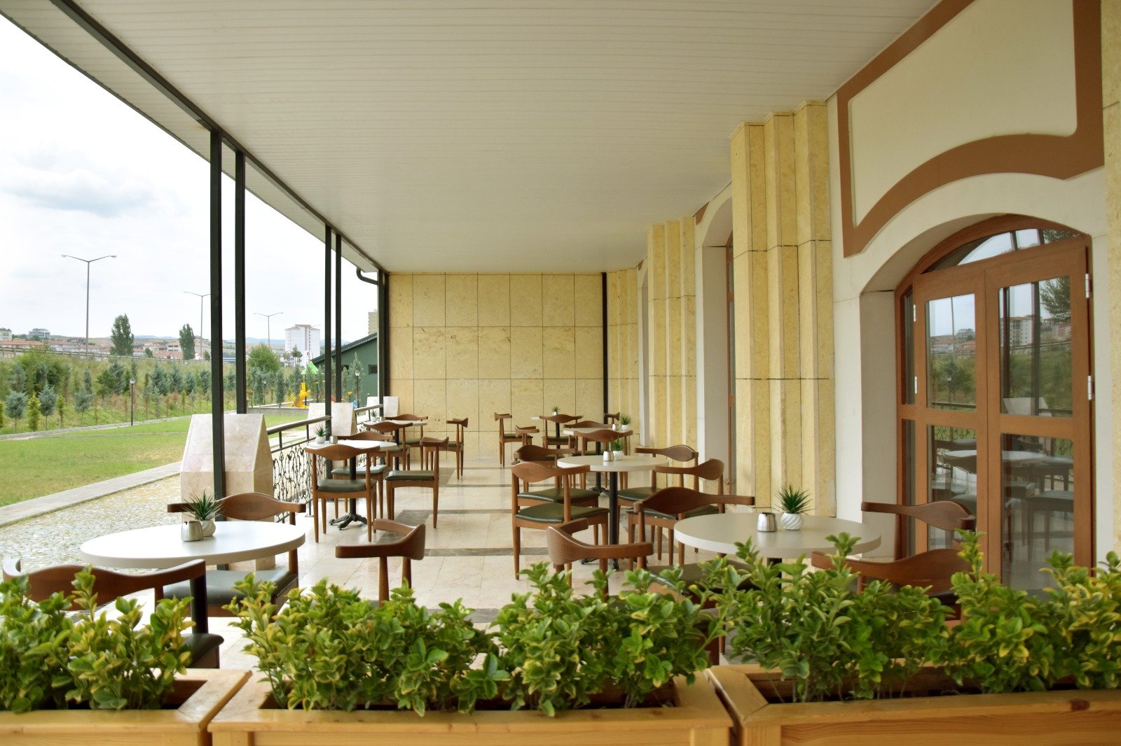 CONNECT THERMAL HOTEL