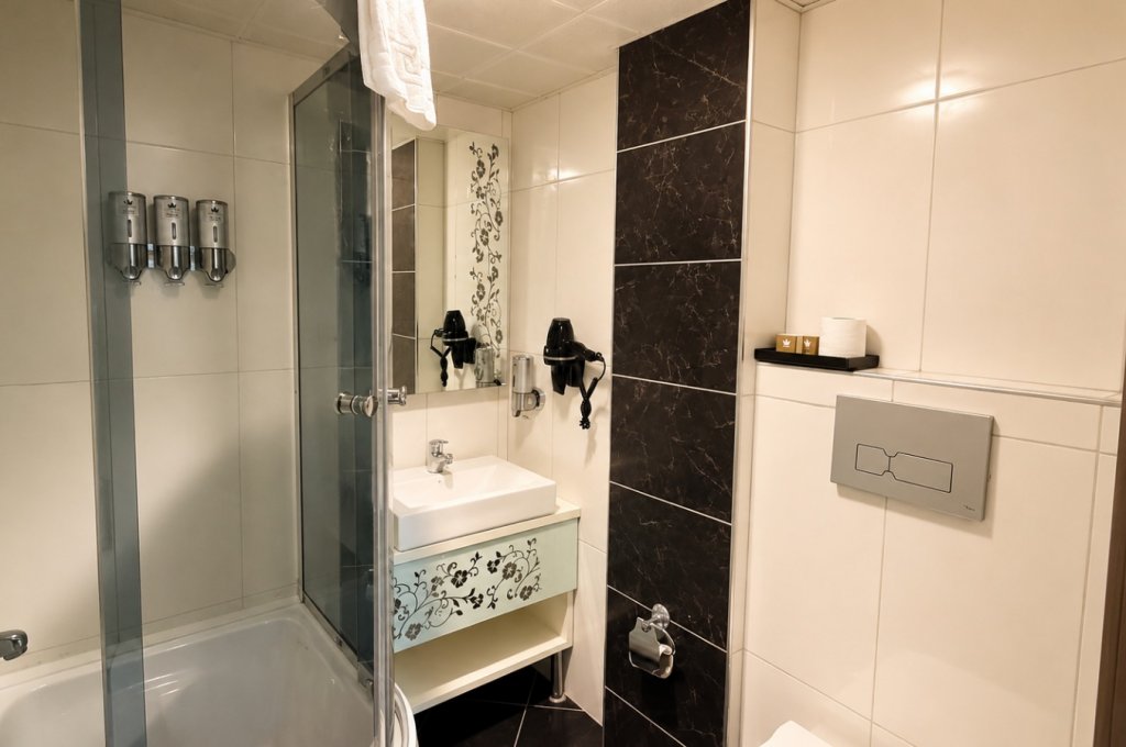 Suite with Sauna