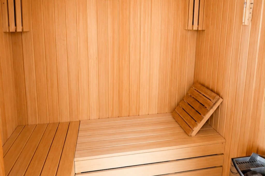 Suite with Sauna