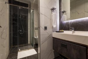 Junior Suite with Garden View