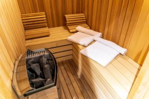Suite with Sauna