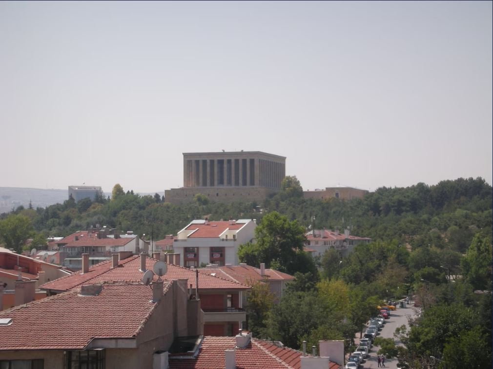 Esila Hotel