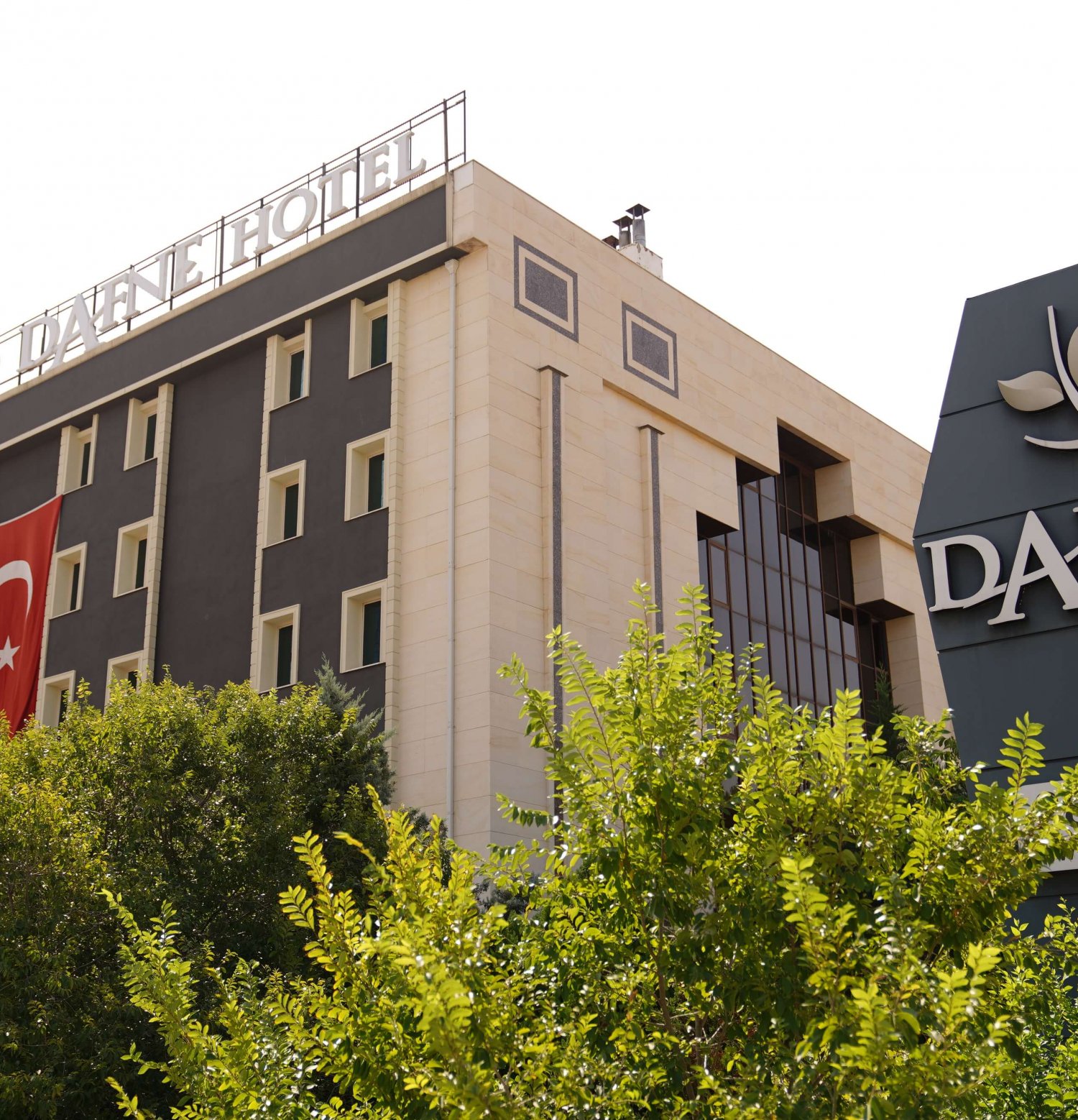 Dafne Hotel 
