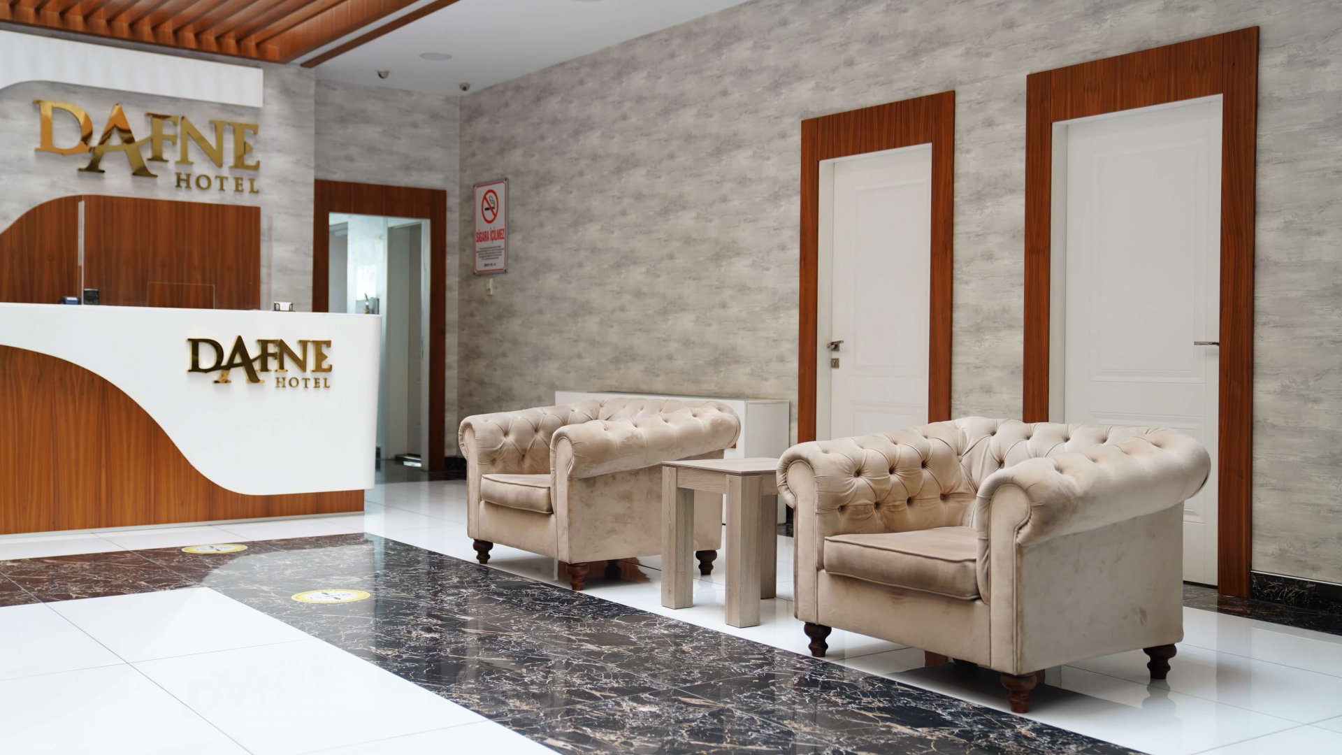Dafne Hotel