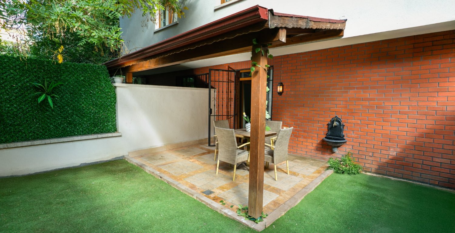 Hotel Gallery Image 1