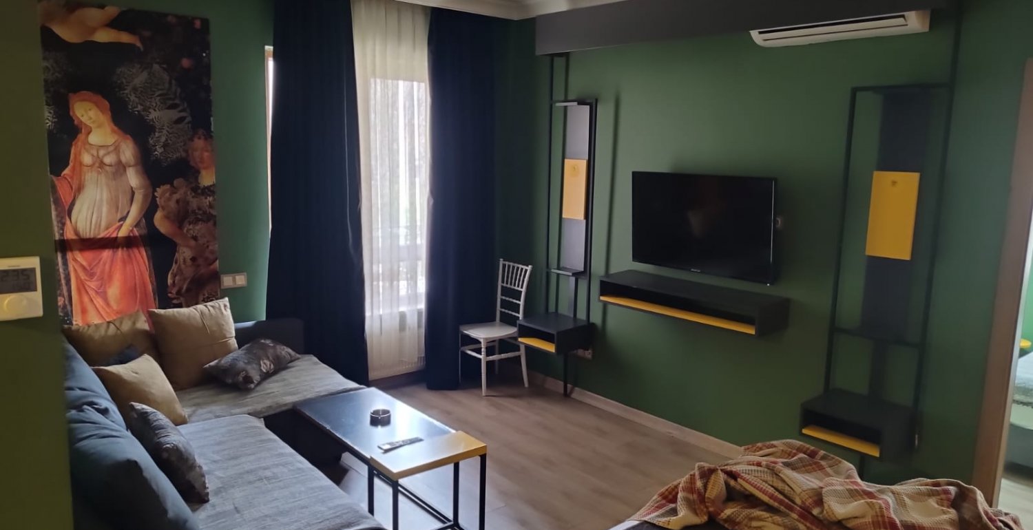 Deluxe Family Room