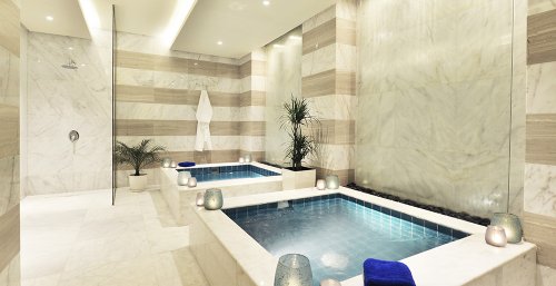 RELAXING POOL