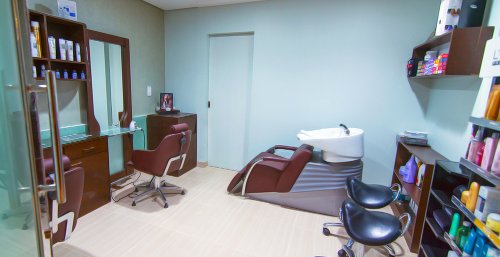 HAIR SALON