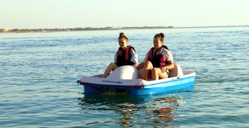 PADDLE BOAT