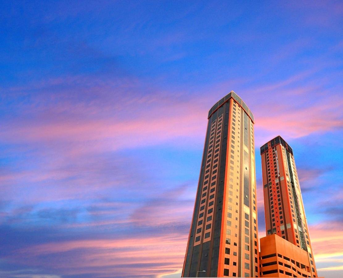 Orange Suites Hotel 