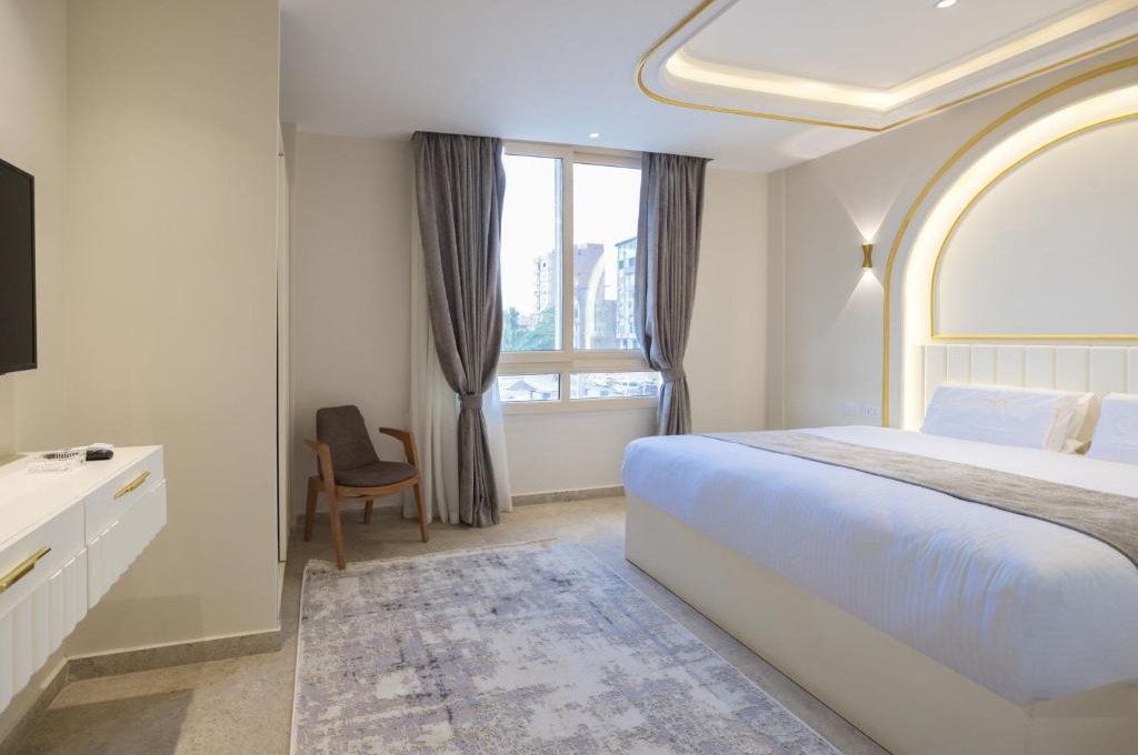 디럭스 더블 피라미드 뷰