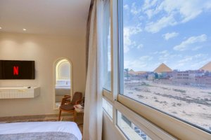 디럭스 더블 피라미드 뷰