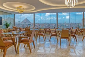 Pyramids Plateau Hotel