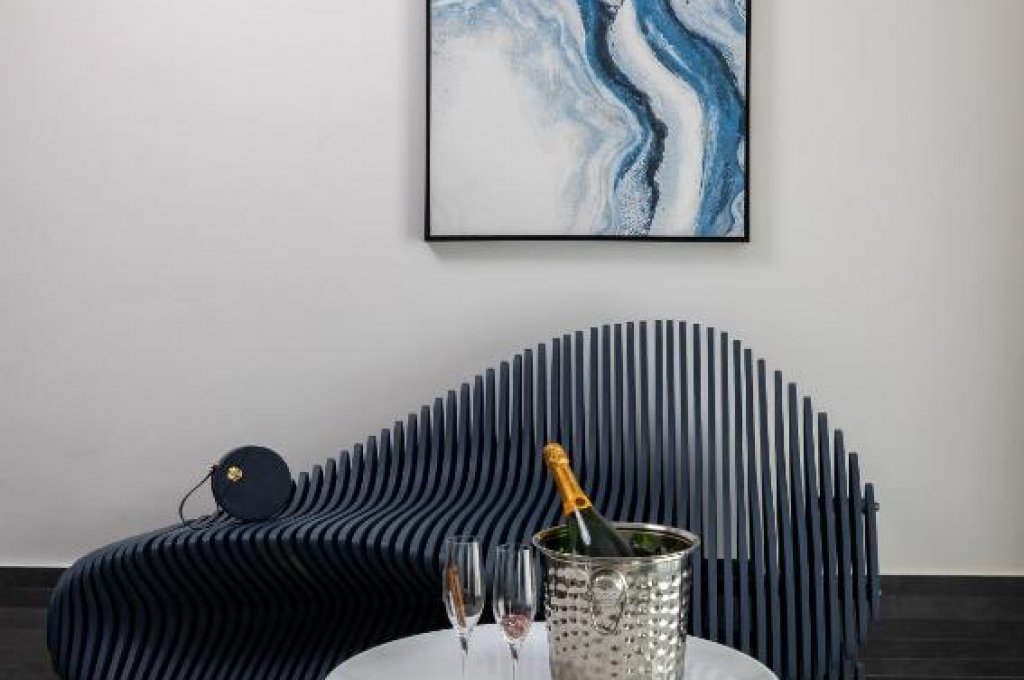 Superior Suite 2