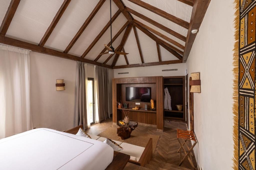 Master Suite 1