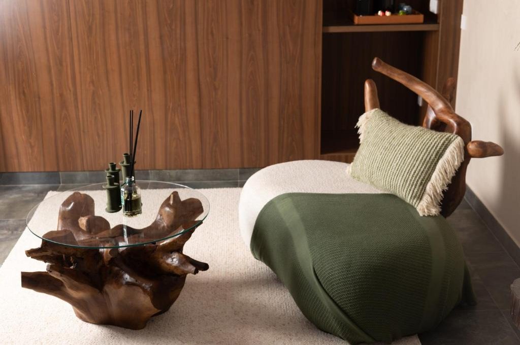 Master Suite 3