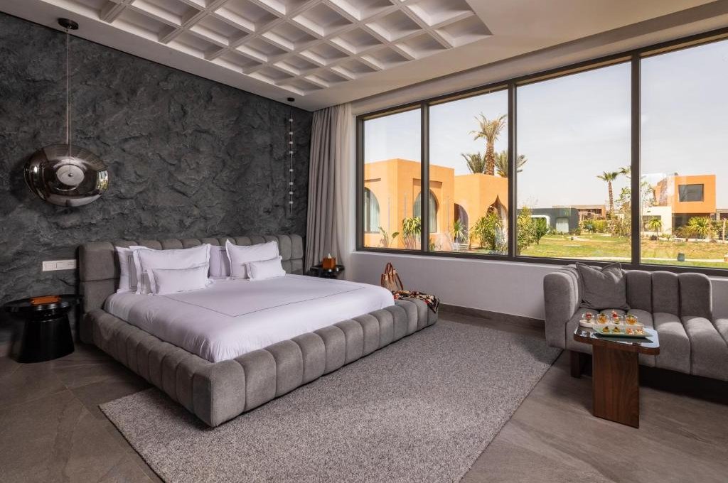 Master Suite 2