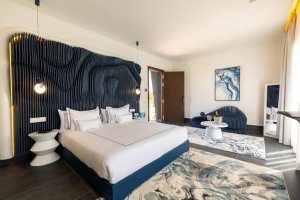 Superior Suite 2