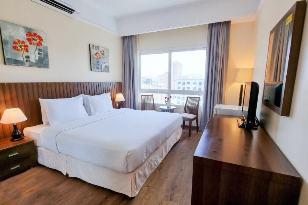 Standard Room City View - Non-Smoking