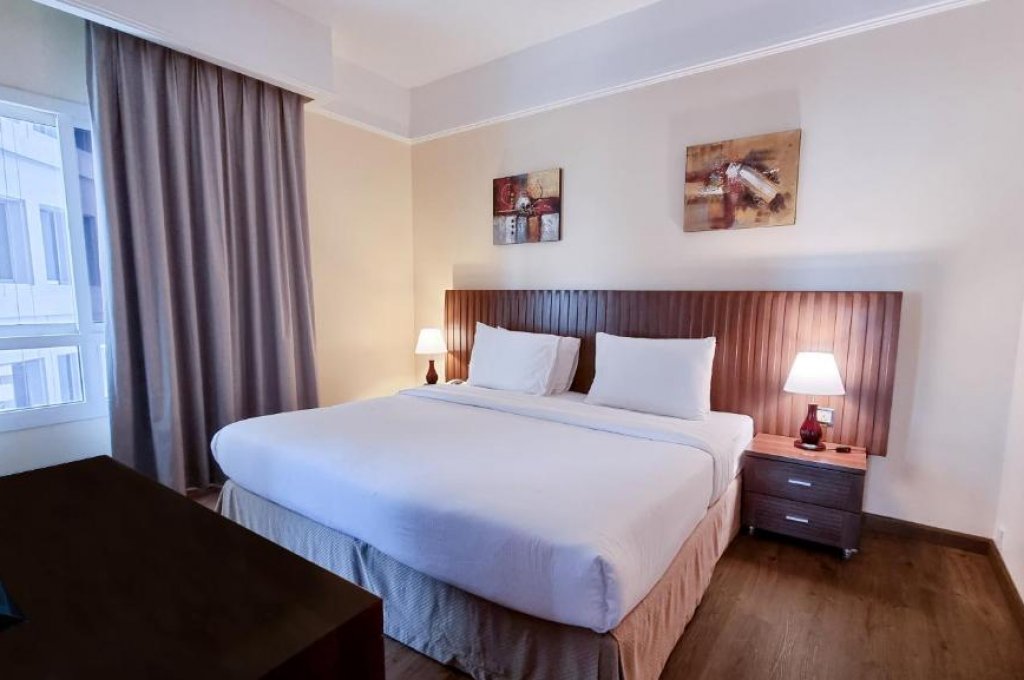 One Bedroom Suite - Smoking