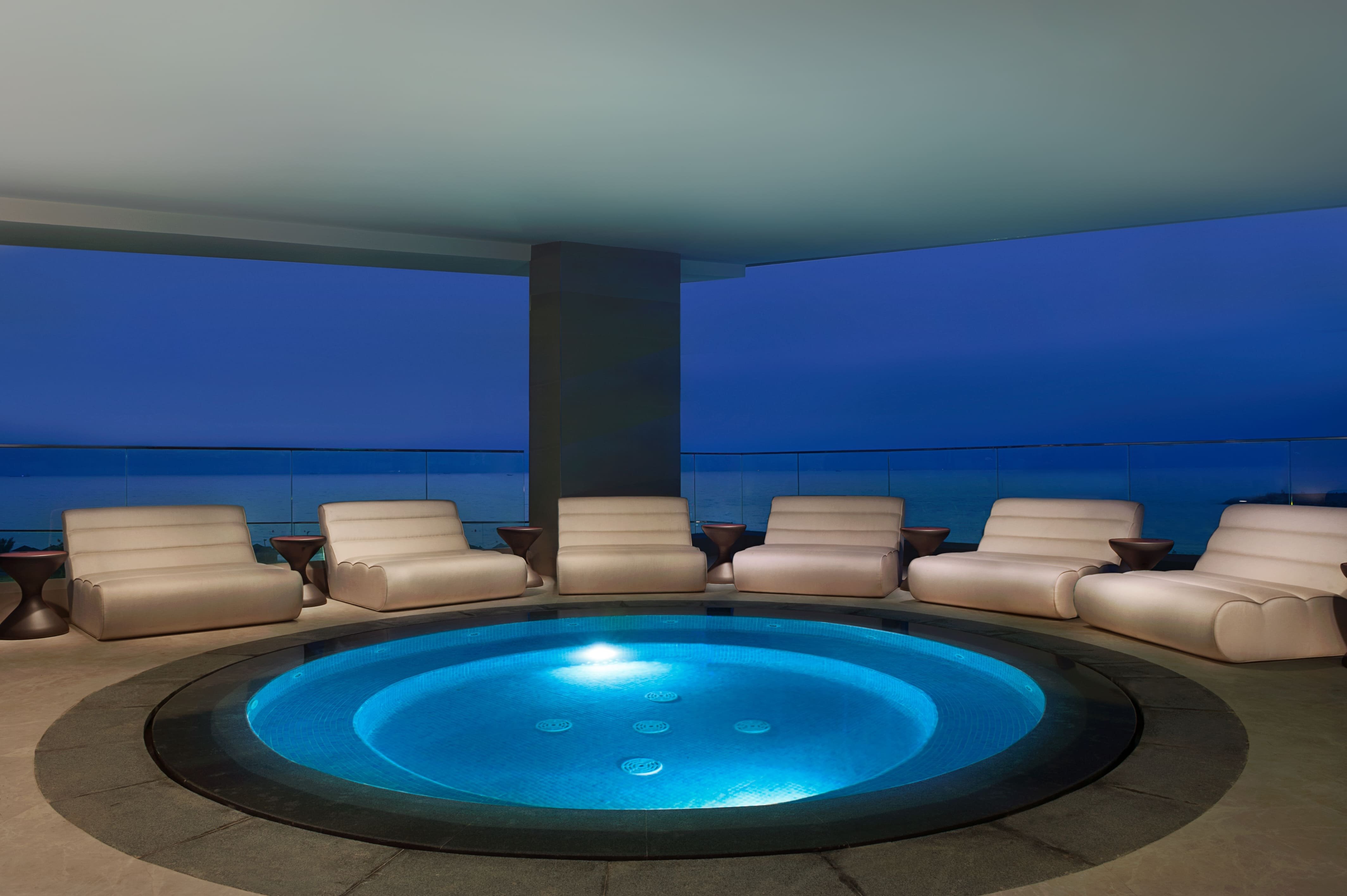 Wyndham Garden Ajman Corniche