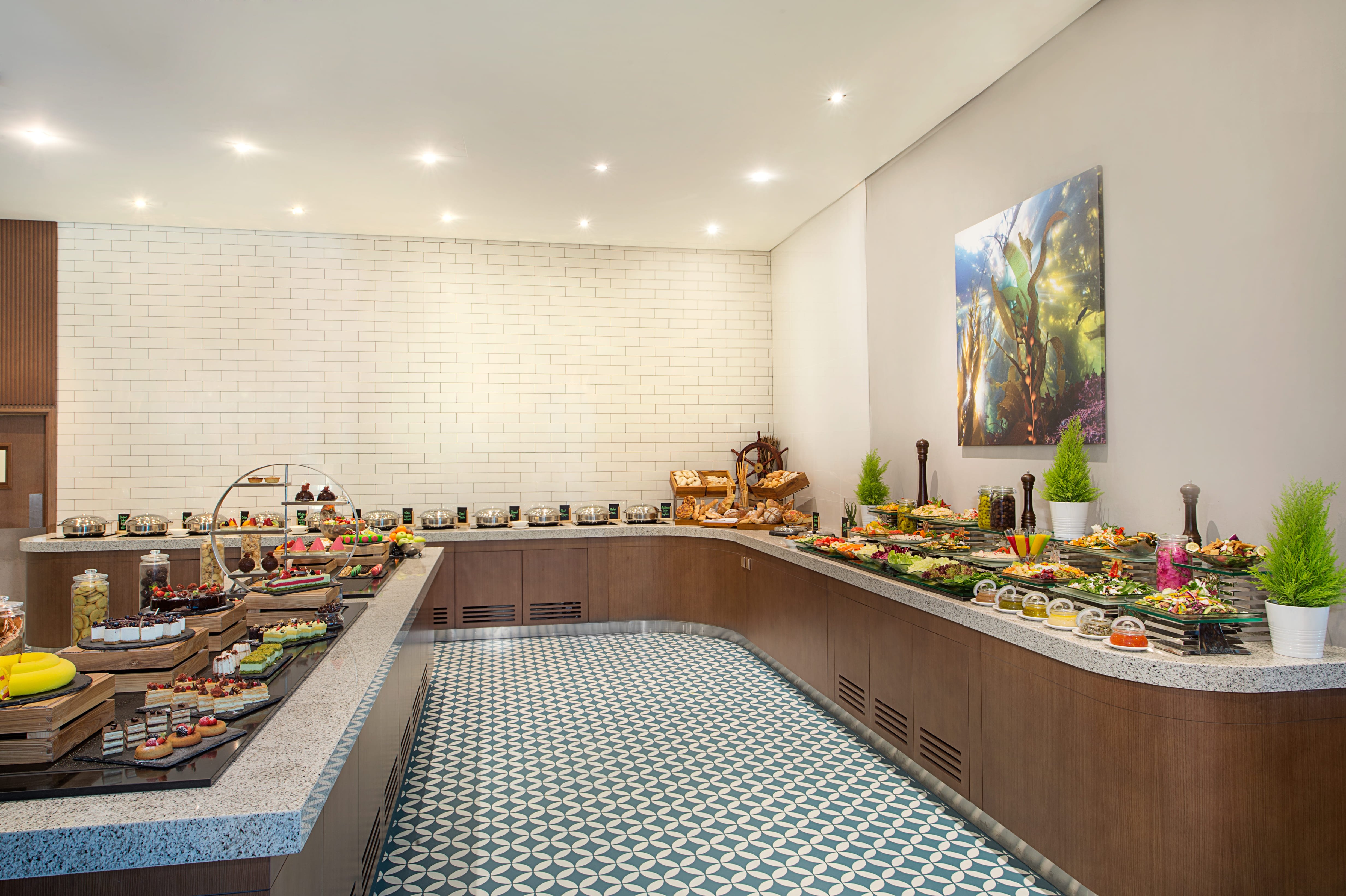 Wyndham Garden Ajman Corniche