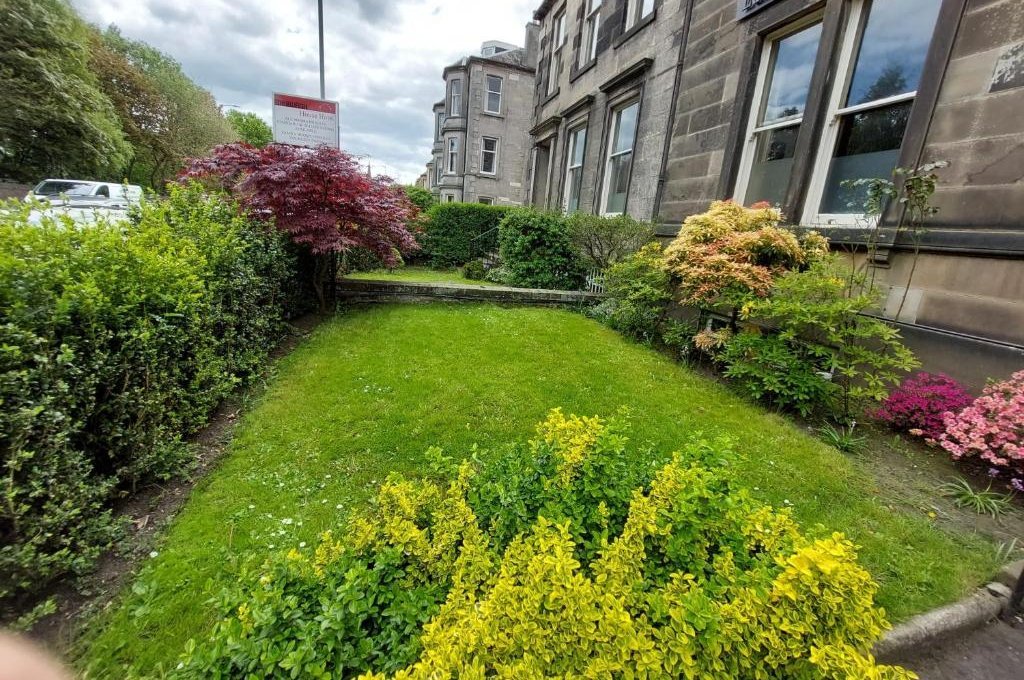 Edinburgh House Hotel