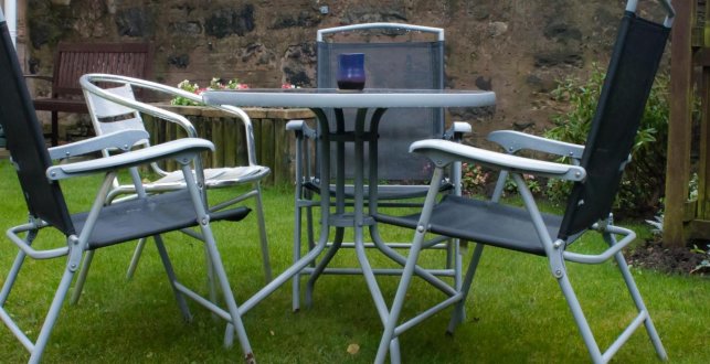 Edinburgh House Hotel