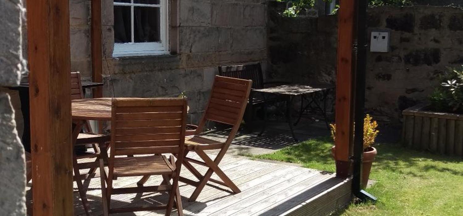 Edinburgh House Hotel