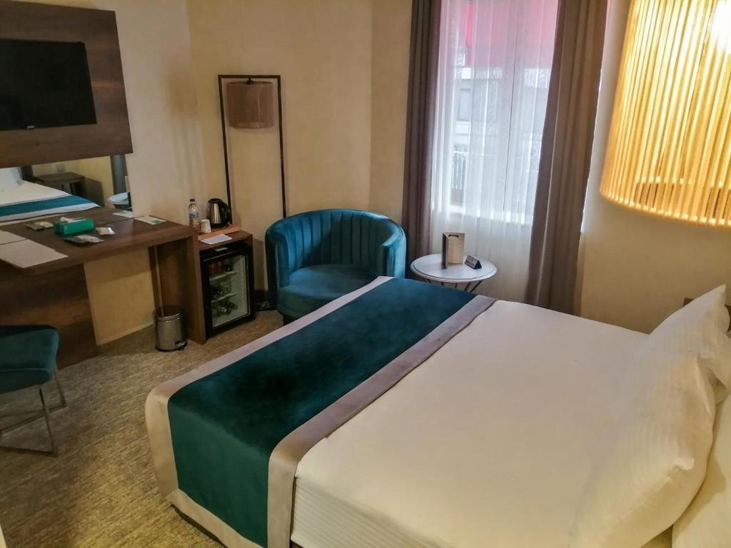 The Life Hotel & Spa