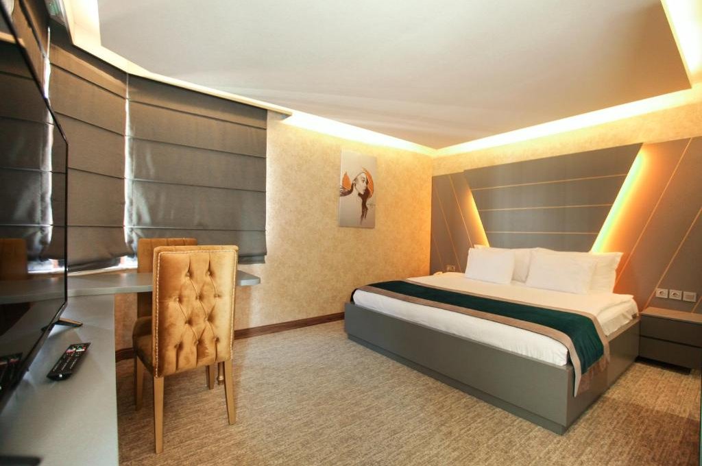Executive Suite